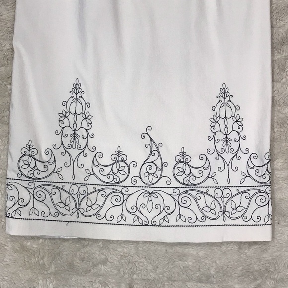 Express sleeveless fitted dress Size 3/4 - Picture 3 of 7